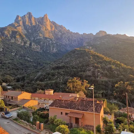T2 Vue & Montagnes Apartment Porto (Corsica)